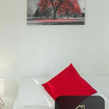 Dom wakacyjny Spacious 2-bed House, Free Parking, Fast Wi-fi, Netflix, Contractors Welcome Leeds (West Yorkshire)
