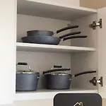 Spacious 2-bed House, Free Parking, Fast Wi-fi, Netflix, Contractors Welcome * Leeds (West Yorkshire)