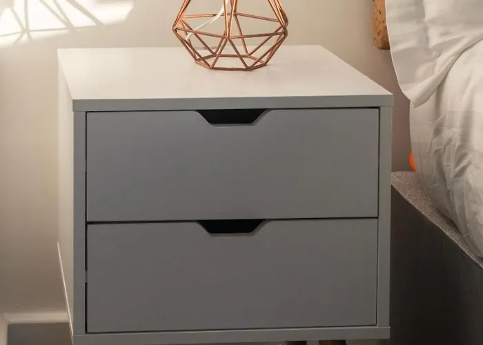 Spacious 2-bed House, Free Parking, Fast Wi-fi, Netflix, Contractors Welcome Semesterbostad Leeds (West Yorkshire)