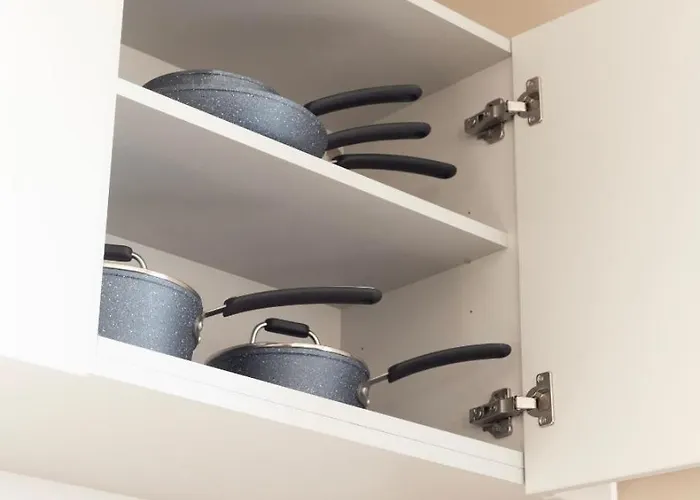 Holiday home Spacious 2-bed House, Free Parking, Fast Wi-fi, Netflix, Contractors Welcome